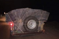 ឈ្មួញឈើជើងខ្លាំងម្នាក់ ឈ្មោះ យាយ មុំ ល្បីថាសមត្ថកិច្ចពាក់ពន្ឋ័ ក្នុងខេត្តឧត្ដរមានជ័យចាប់បានហើយ ធ្វើការចរចាដោះលែង ជាថ្នូរ ពិតជាអស្ចារ្យមែន ?