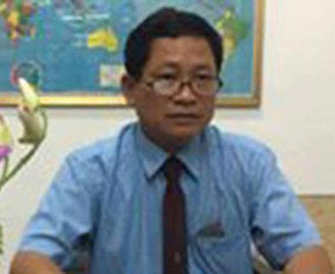 លោក ស្រេង ស្រស់​ប្រធាន​មន្ទីរ​សាធារណការ​ខេត្តក្រចេះ​ឃុបឃិ​តឲលោក អ៊ុយ ហឿន​ប្រធាន​ស្ថានីយ៍​ជញ្ជីង​ថ្លឹង​រថយន្ត​ផ្លូវជាតិ​លេខ​៧​ឃុំ​ស្រែ​ចារ​និង​បក្ខពួក​ប្រព្រឹត្ត​អំពើពុករលួយ​
