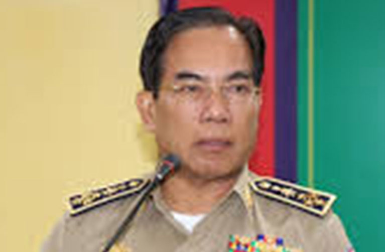 លោក ខាត់ សារ៉ាត់​មេ​នគរបាល​អន្តោប្រវេសន៍​ច្រក​បាវិត​ប្រមូល​លុយ​តាមរបៀប​ពុករលួយ​កាន់តែខ្លាំង​