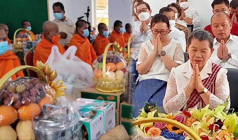 លោកជំទាវ​កិតិ្ត​សង្គហ​បណ្ឌិត ម៉ែន សំអន បាន​នាំយក​អំណោយ​និង​ទេយ្យទាន​ទៅ​វេរ​ប្រគេន​ដល់​ព្រះសង្ឃ​ចំនួន ១៩ វត្ត​ក្នុង​ក្រុង​បាវិត នា​រដូវ​កាន់បិណ្ឌ​វេន​ទី​១៣ និង ភ្ជុំ​បិណ្ឌ​